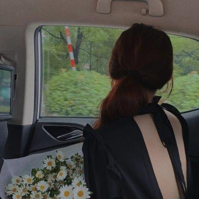 金发美人